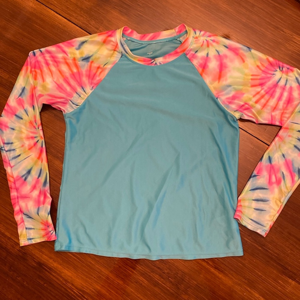 Girls swim top/cover up/rash guard